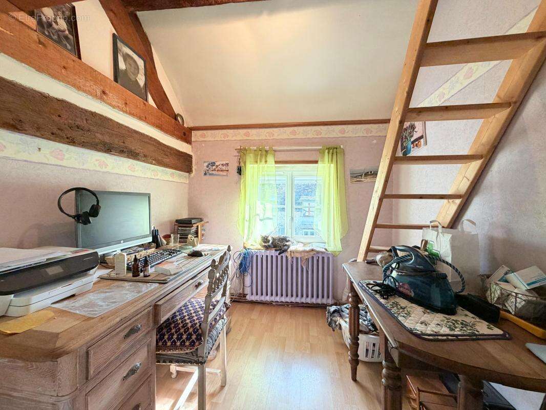 Maison à SAINT-LUBIN-DE-LA-HAYE