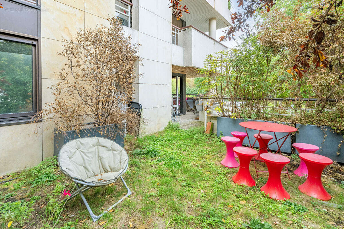 Appartement à LEVALLOIS-PERRET