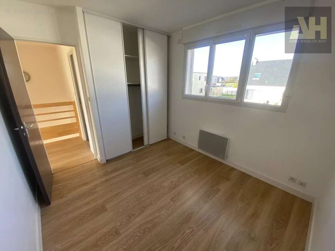 Maison à PLOUGONVELIN