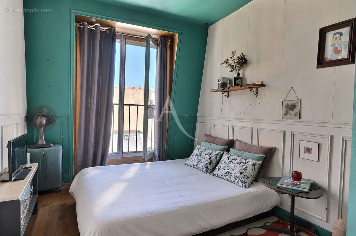 Appartement à PARIS-20E