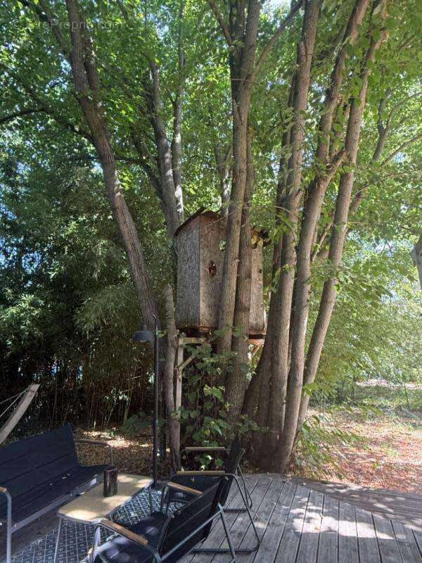 Maison T5 avec studio de type 2  et double garage - photo 14