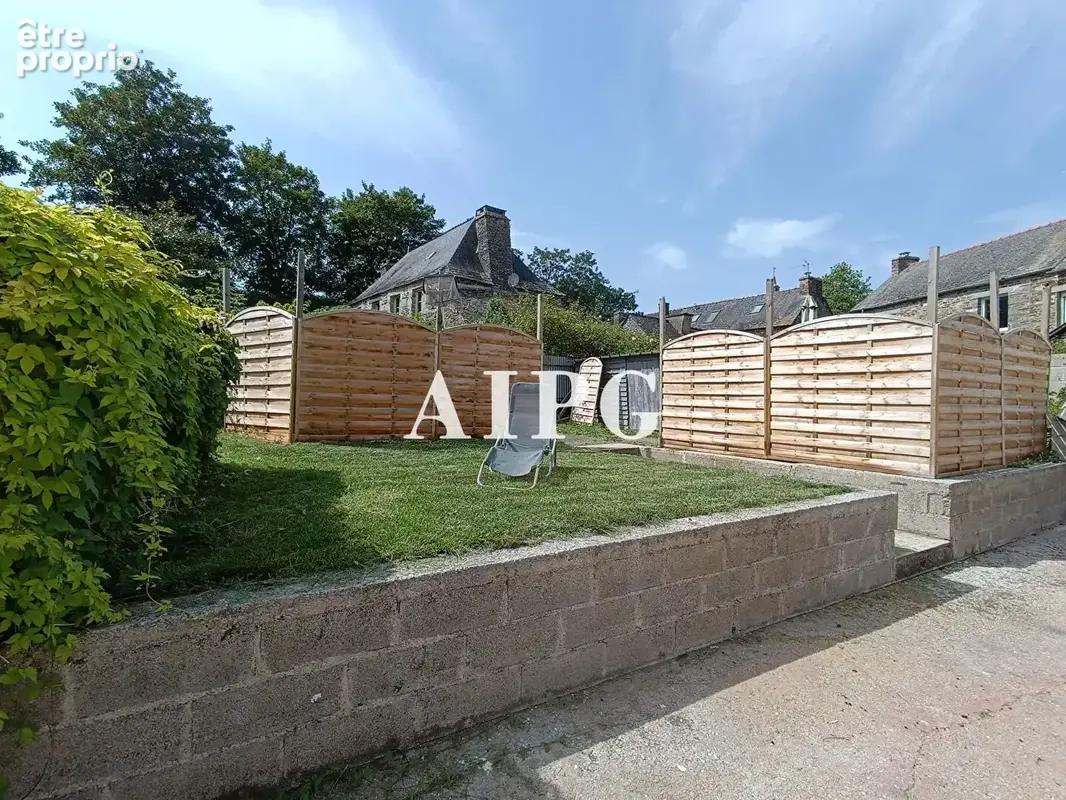 Bon repos sur Blavet, bâtisse de 6 logements et 1 commerce, à vendre - photo 18