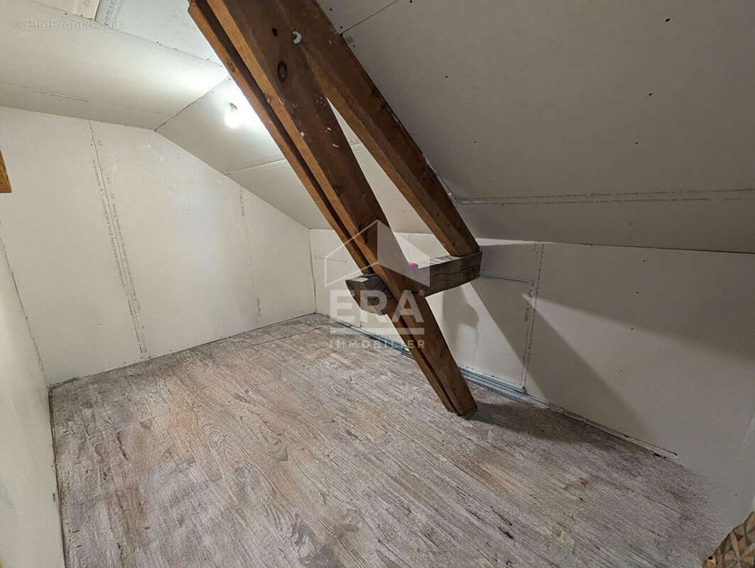 Maison à MONTPON-MENESTEROL