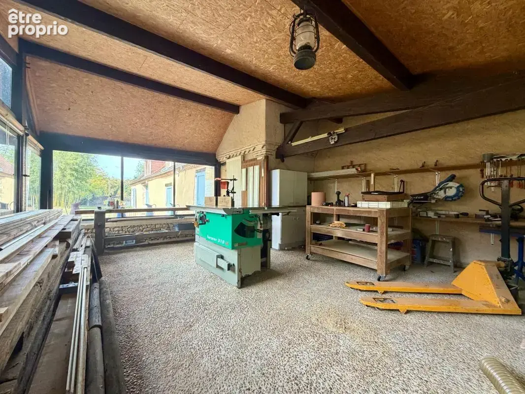 Maison en pierre sur 1,5 ha avec piscine, vie de plain-pied et atelier - photo 17
