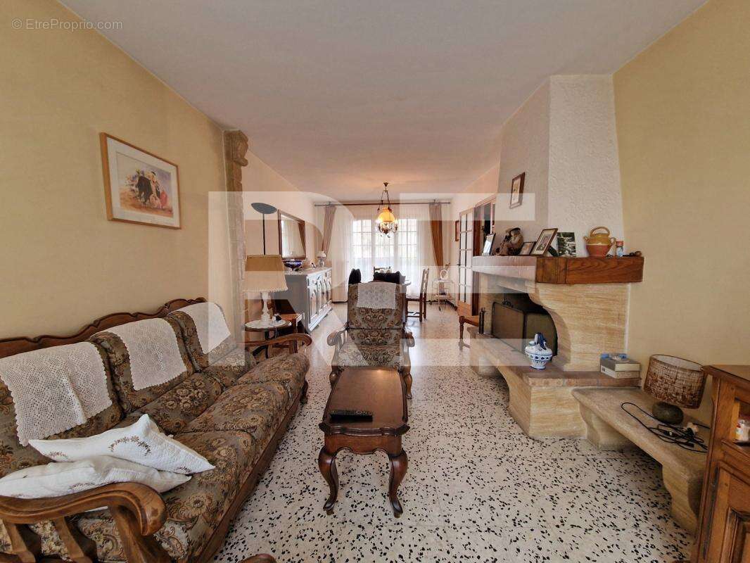 Maison à NIMES