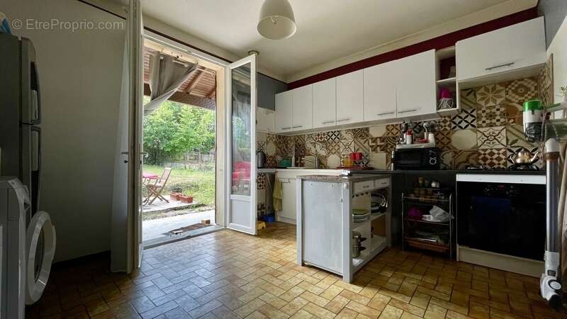 Dpt Dordogne (24), à vendre proche de BERGERAC maison P4 - photo 18