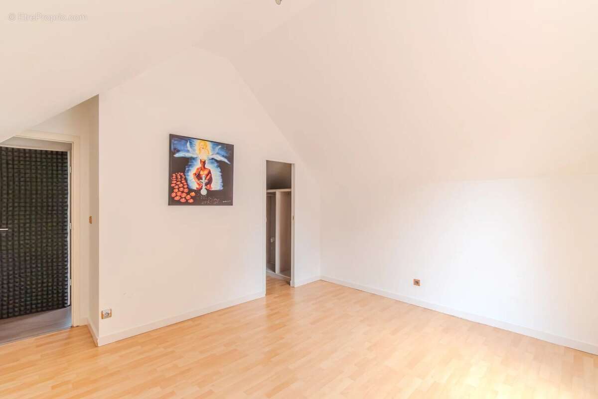 Maison à MONTMORENCY