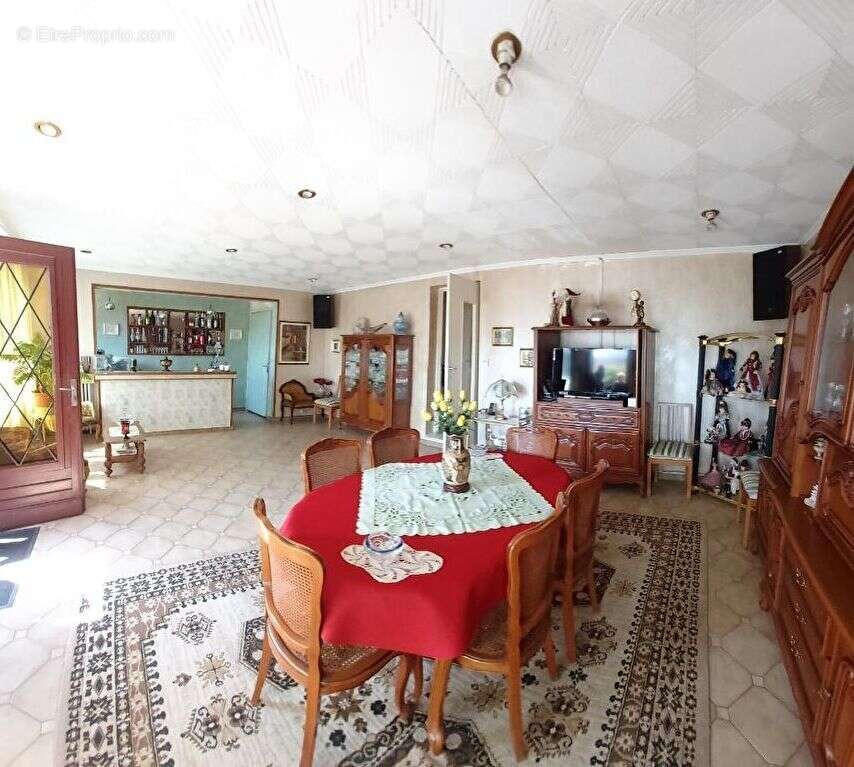 Maison à VILLEMOMBLE