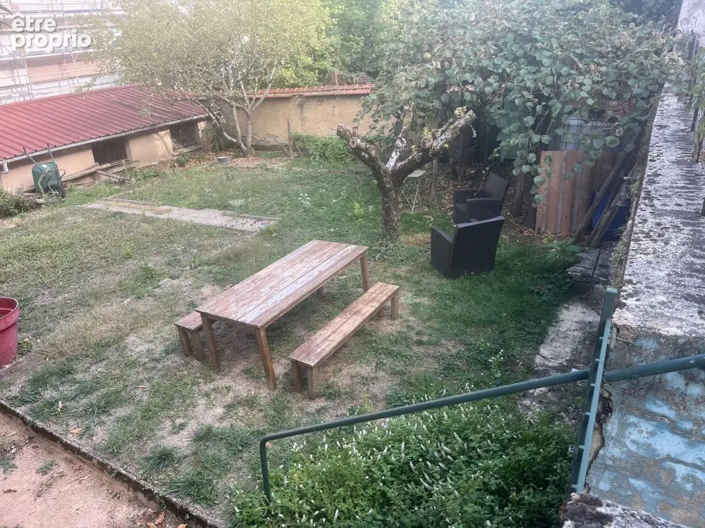 Appartement T 4 - photo 9