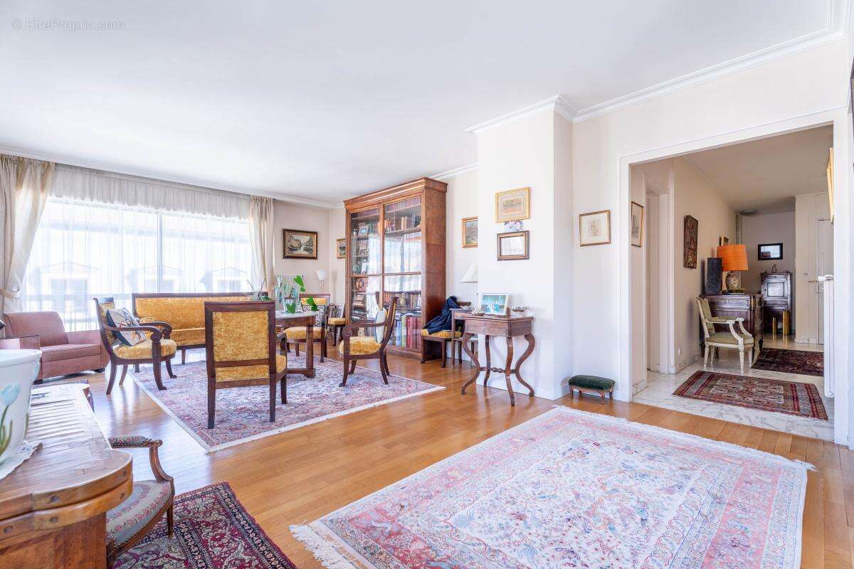 Appartement à LYON-6E