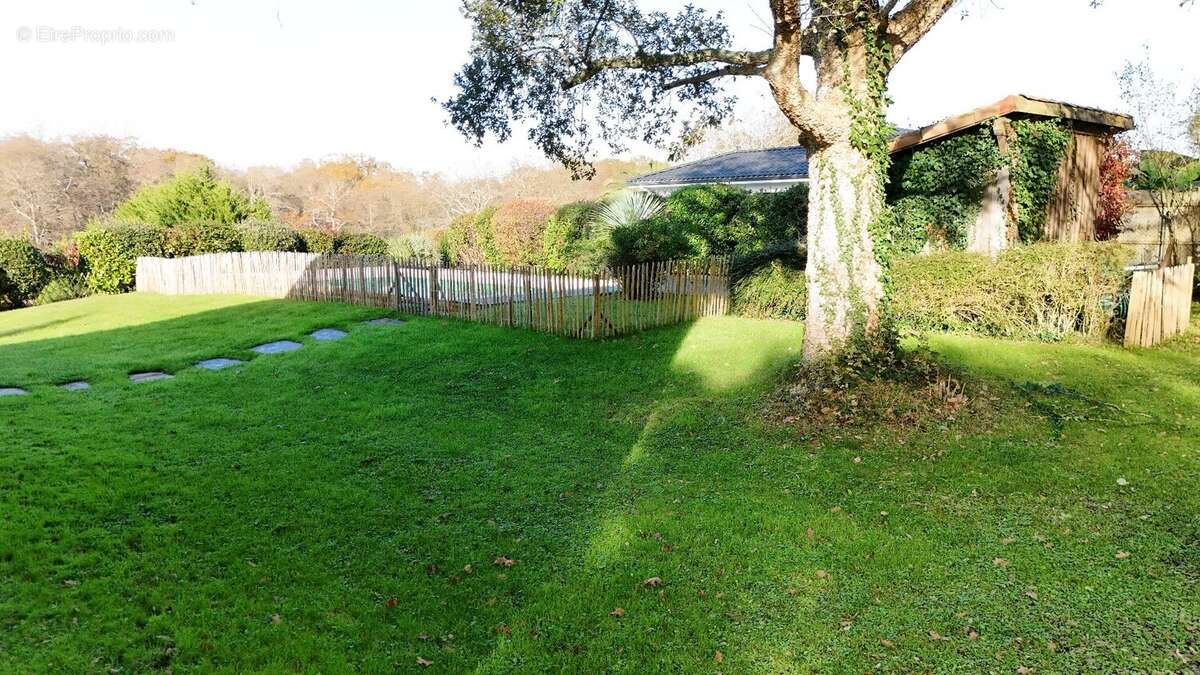 Maison à SAINT-MARTIN-DE-SEIGNANX