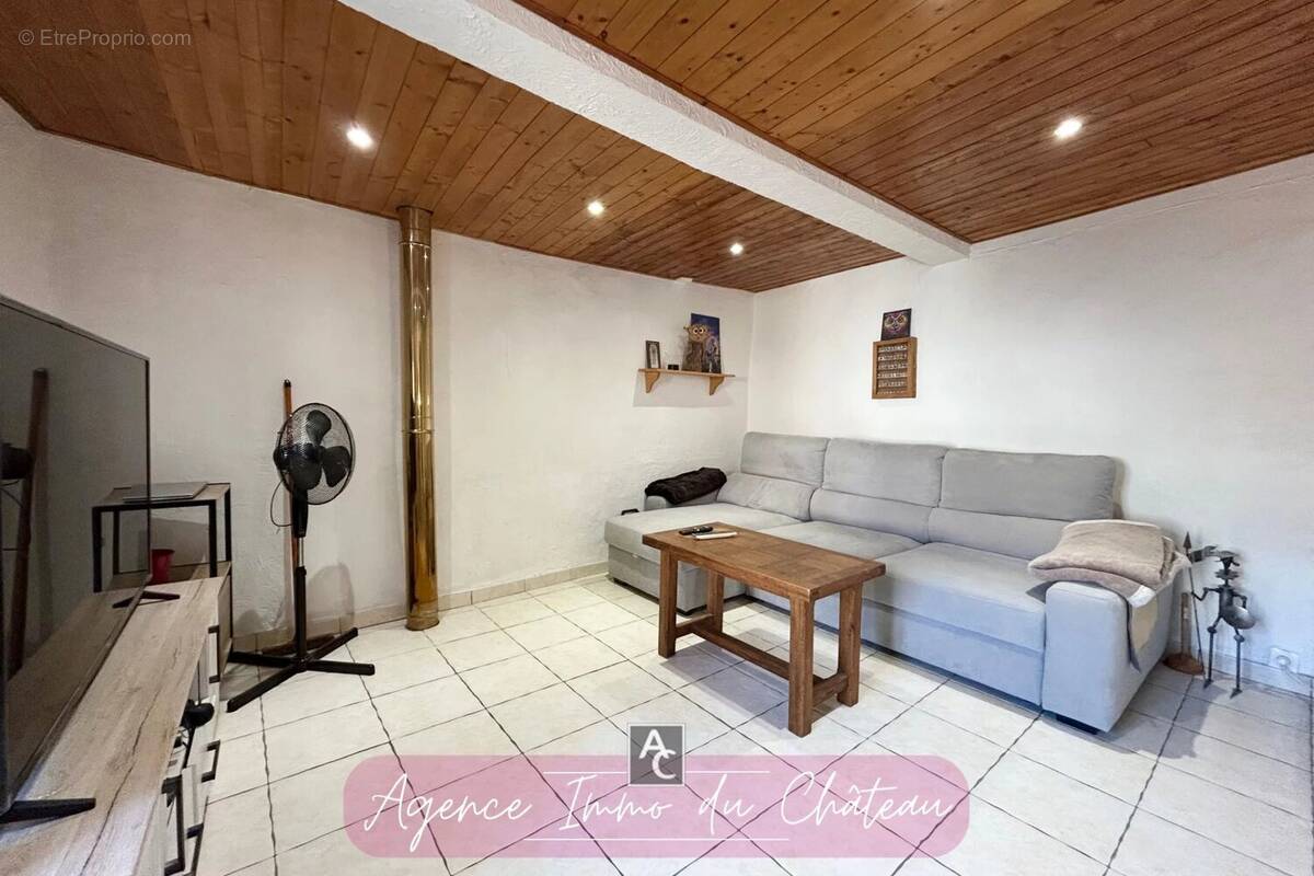 Appartement à CAMPS-LA-SOURCE