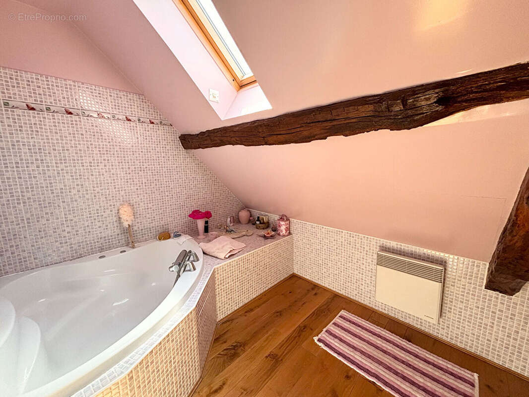 Maison plain-pied en pierres à Cressenssac 5 chambres 185.32 m2 - photo 17