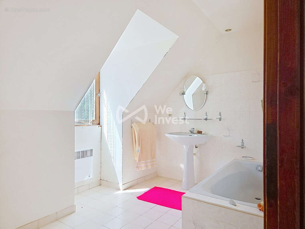 Maison 146 m² à Beuste  - photo 8