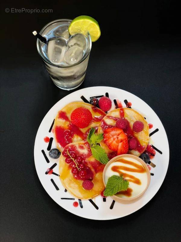 Commerce à MONTREUIL