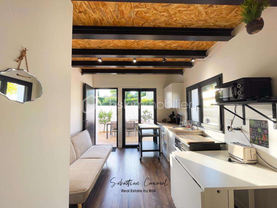 Maison à COURNONTERRAL