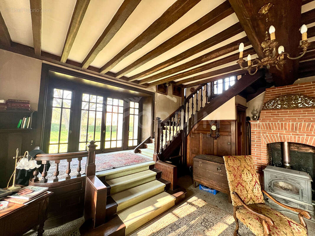 Maison à NOGENT-SUR-VERNISSON