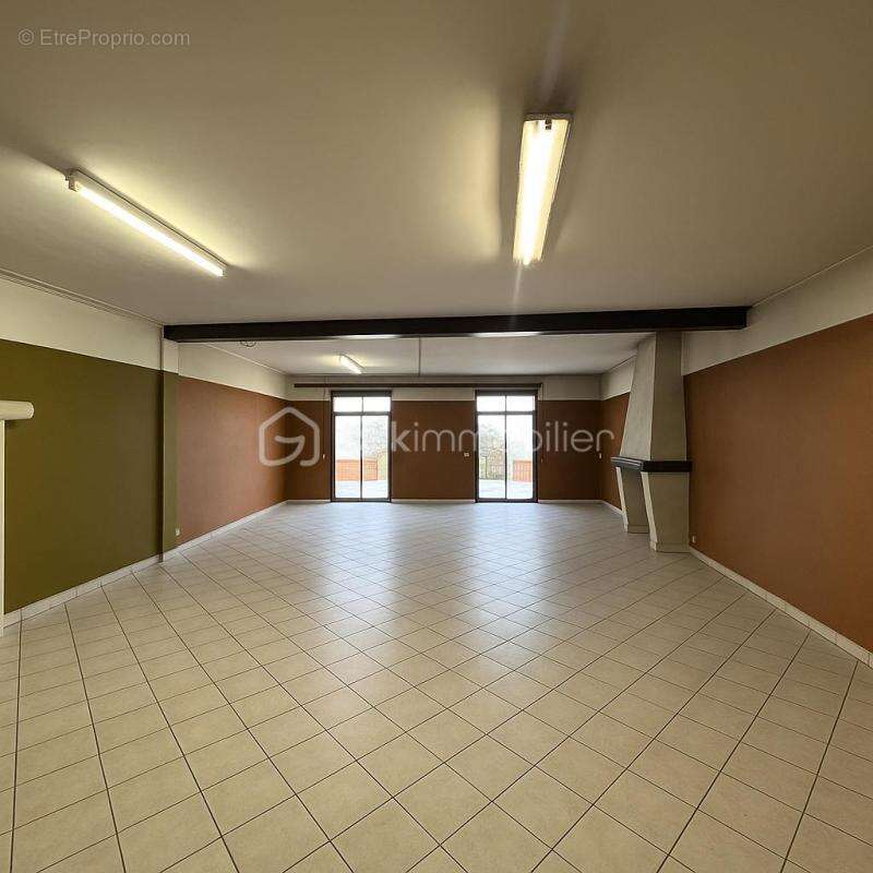 Appartement à BALAN