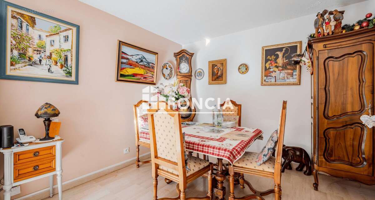 Appartement à HYERES