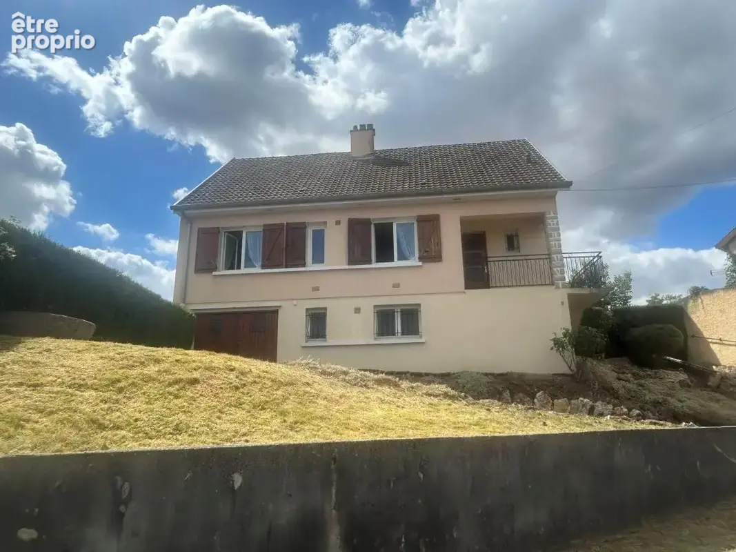 Maison à MAREUIL-LE-PORT
