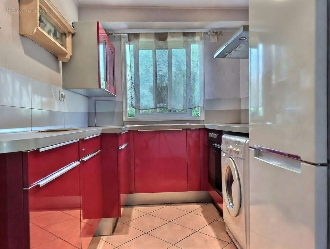 Appartement à BORMES-LES-MIMOSAS