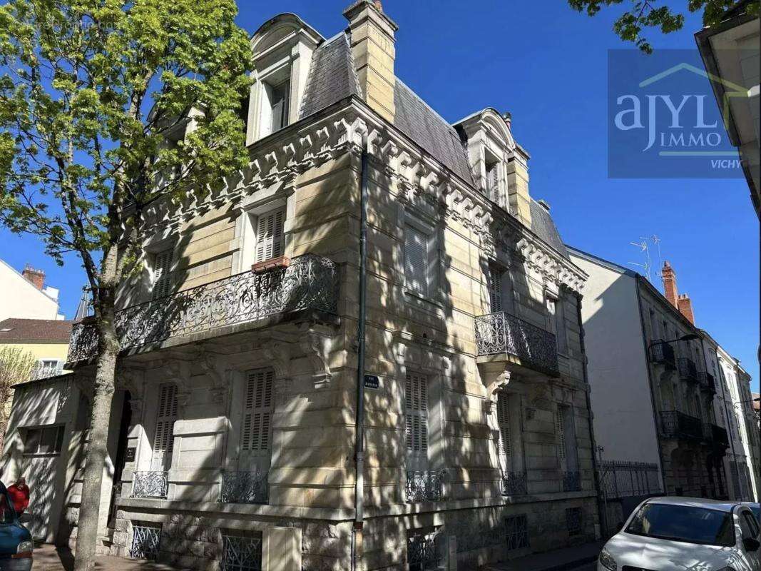 Appartement à VICHY