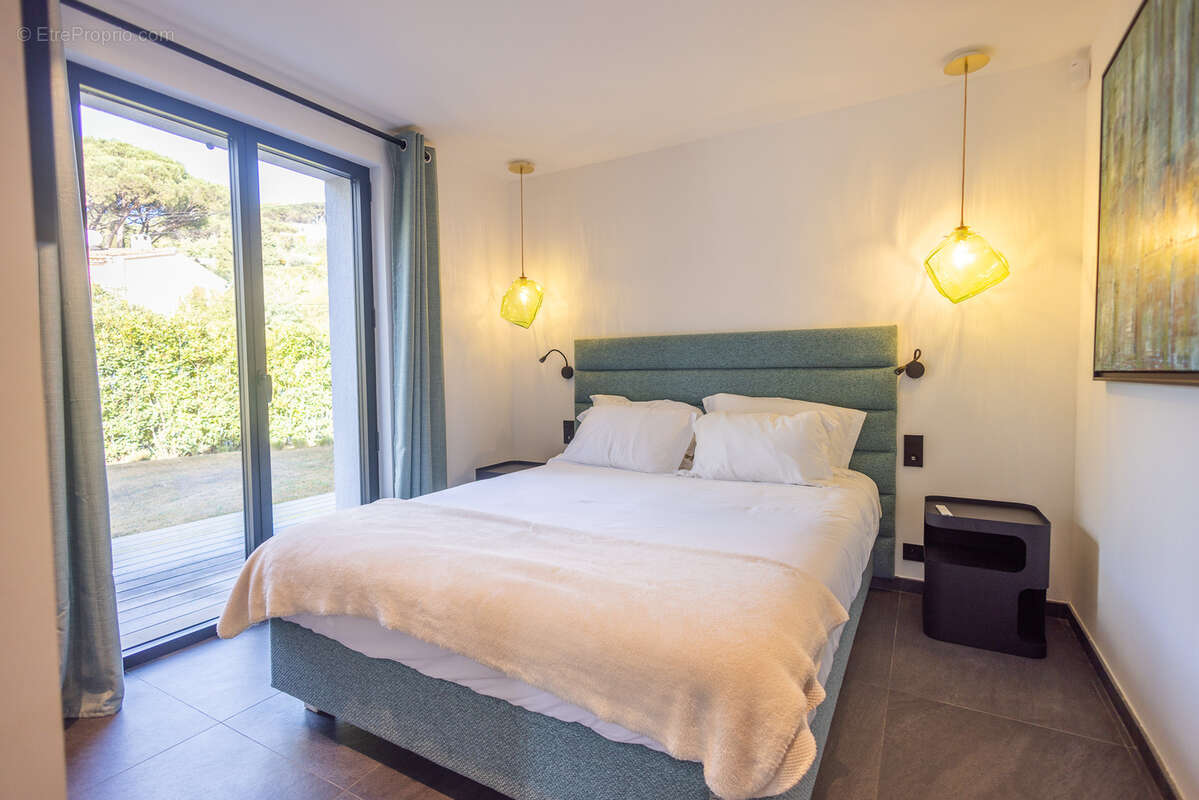 Maison à LA CROIX-VALMER