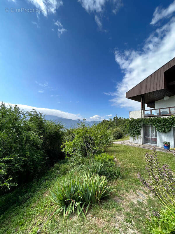 Appartement à BIVIERS