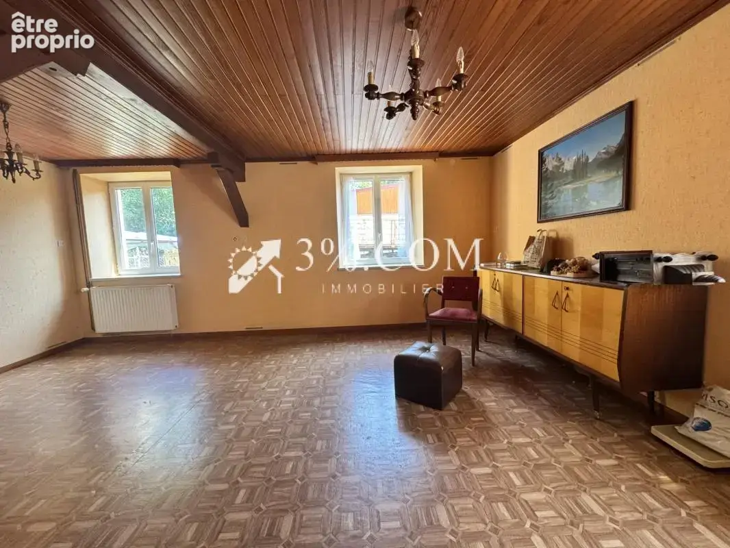 3%COM Maison avec dépendance - photo 2