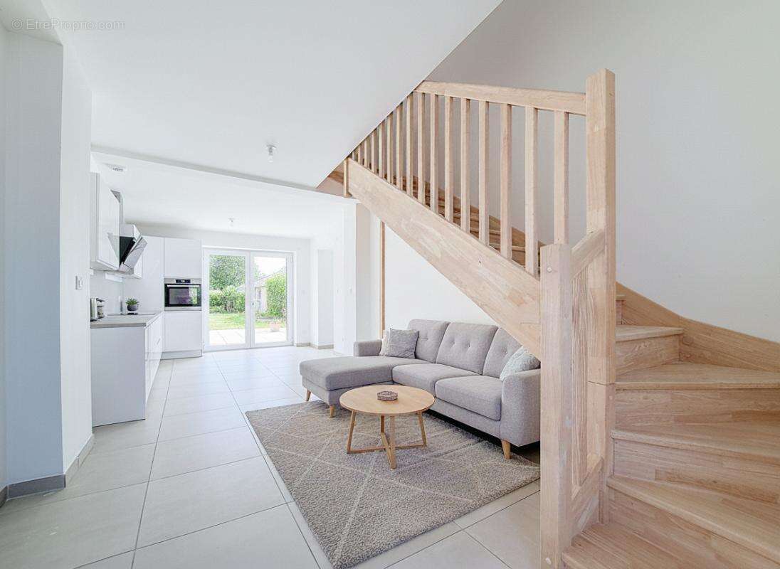 Appartement - 1 chambre - Duplex - Jardin - Stationnement - photo 7