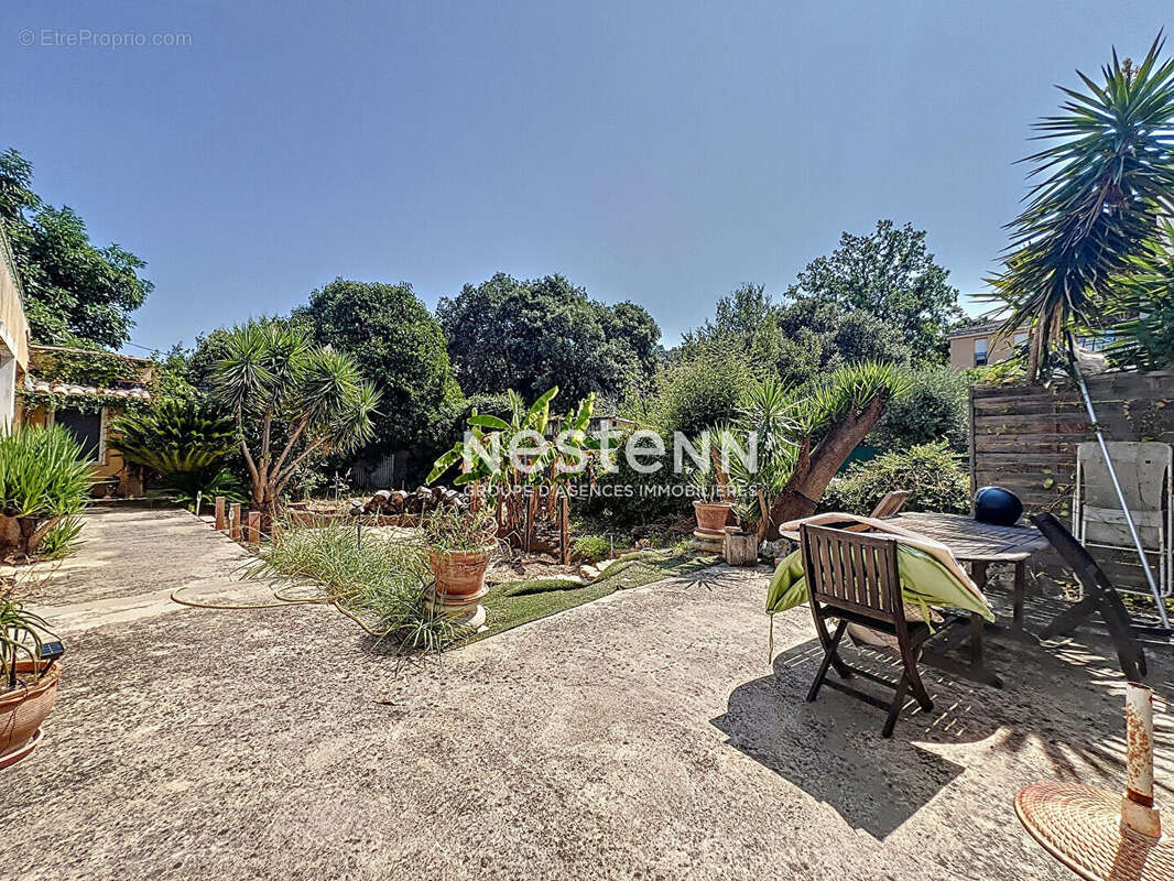 VALLAURIS - Maison - 230m² - Terrain 525m² - Projet promoteur - Hauteur autorisé - Proche commodités - photo 5
