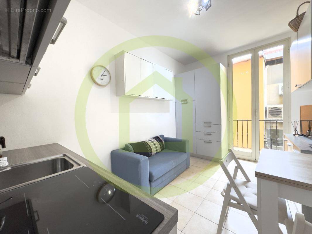 Appartement à ROQUEBRUNE-CAP-MARTIN