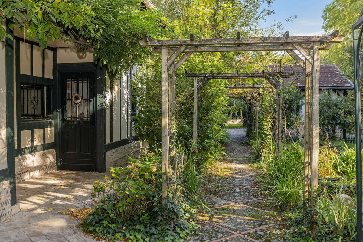 Photo 2 - Maison à BILLERE