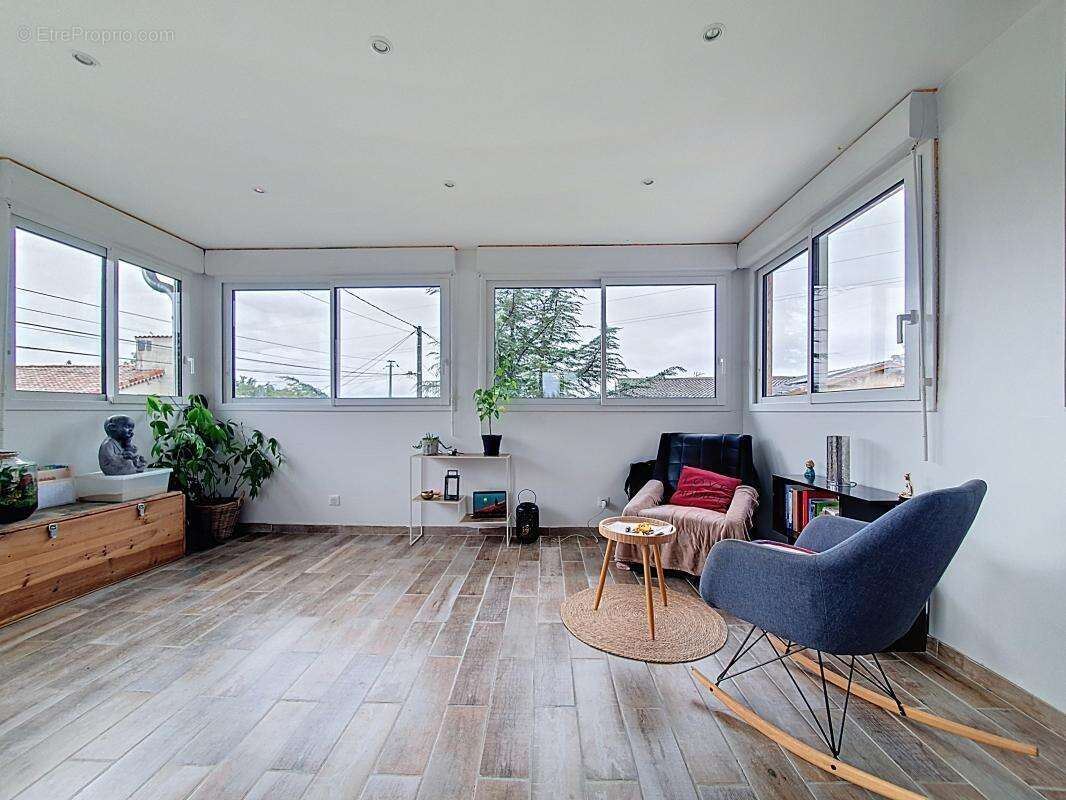 Appartement à SEYSSUEL