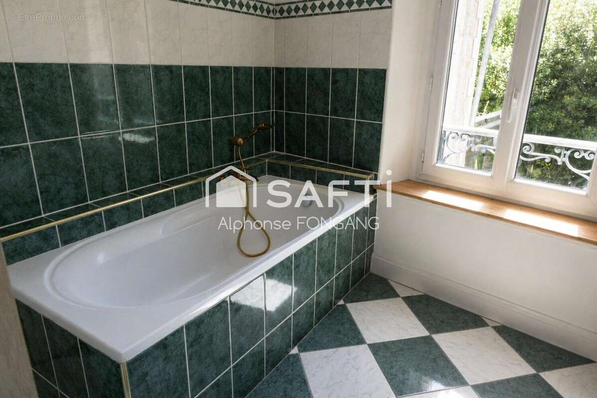Maison 184 m² à Mello  - photo 9