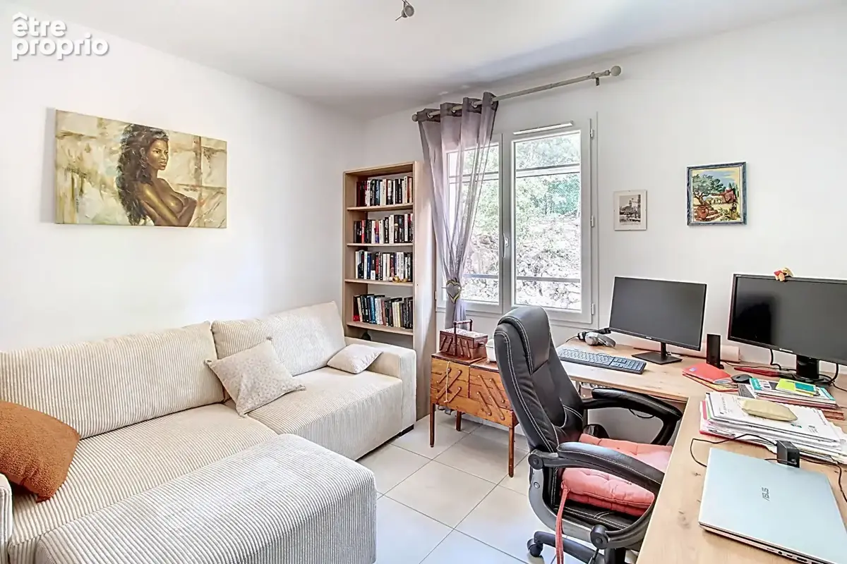 A VENDRE EN EXCLUSIVITÉ ! FIGANIÈRES Maison de plain-pied 126 m² 3 chambres Piscine et terrain de 2074 m² - photo 20