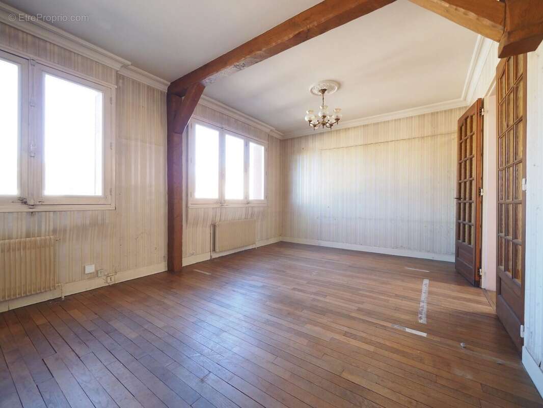 Maison à BOIS-D'ARCY