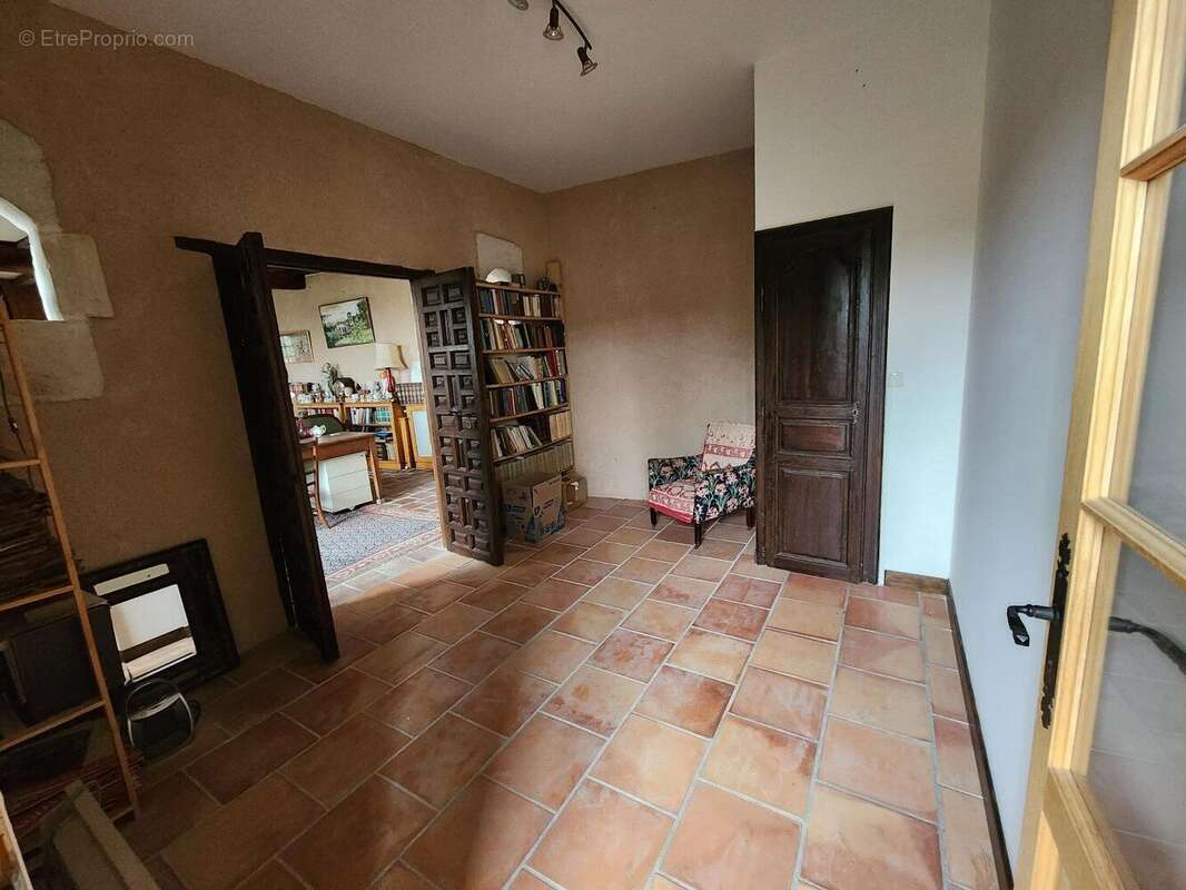 Confolens - Deux maisons avec caractre jardin prive - possible business/maison pour grand famille - photo 11