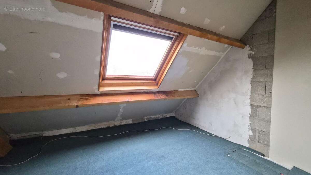 Maison à SAINT-GERMAIN-LES-ARPAJON