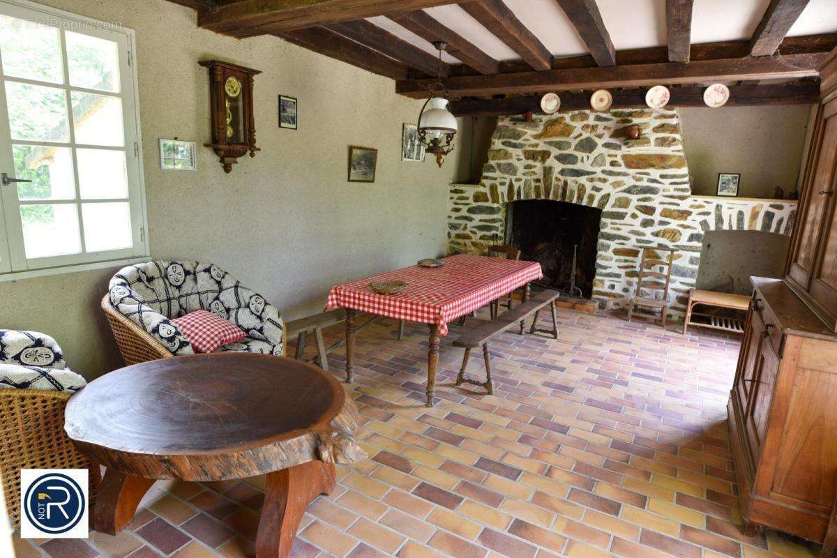 Maison à LA CHAPELLE-ANTHENAISE