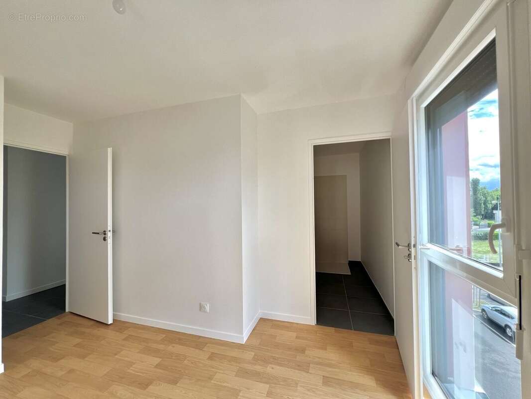 Appartement à PONT-DE-CHERUY