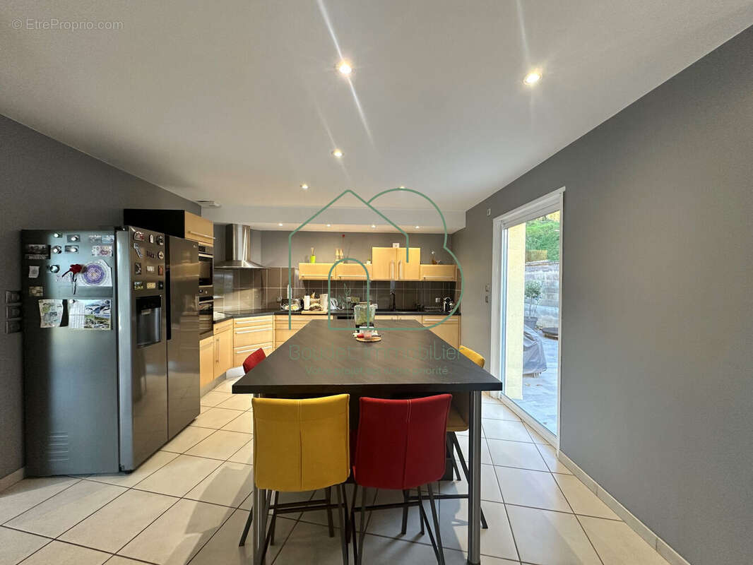 Maison 220 m² à Decazeville  - photo 4