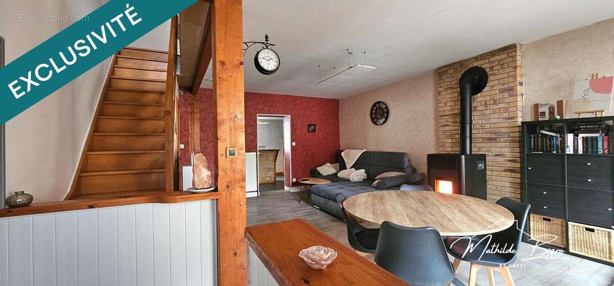 Photo 2 - Maison à LE BREUIL-SUR-COUZE