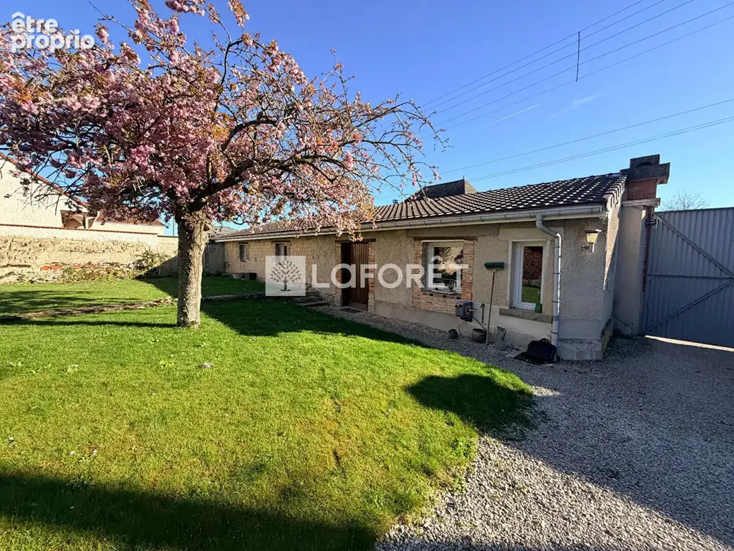Corps de ferme à Vraux ? Maison familiale avec dépendances - photo 14
