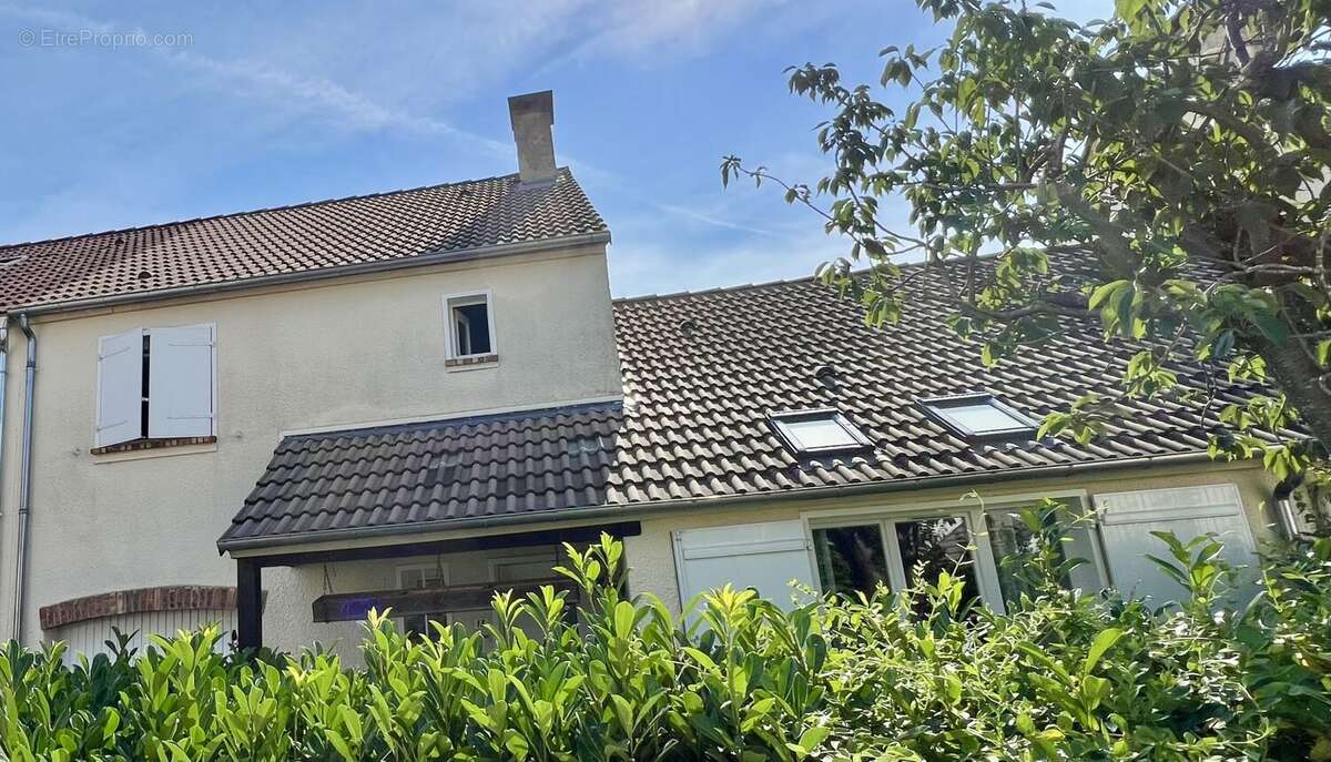 Maison 123 m² à Saint-Aubin  - photo 2