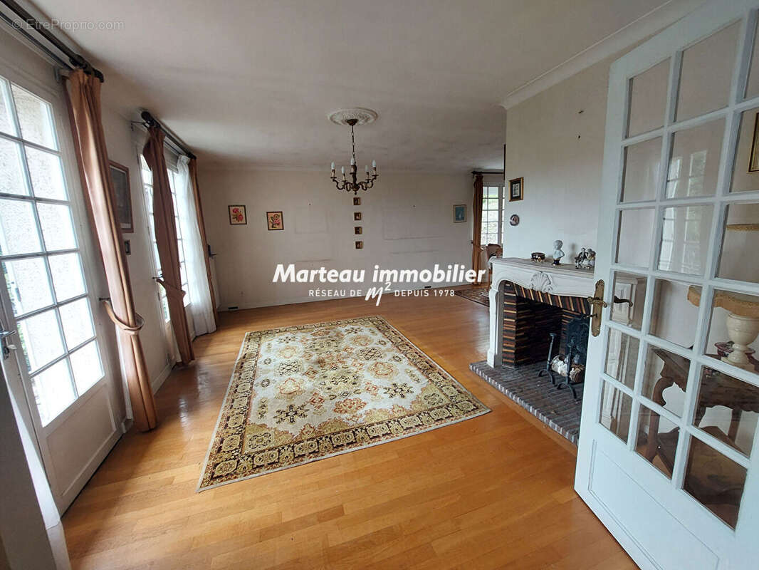 Maison à SAINT-CALAIS