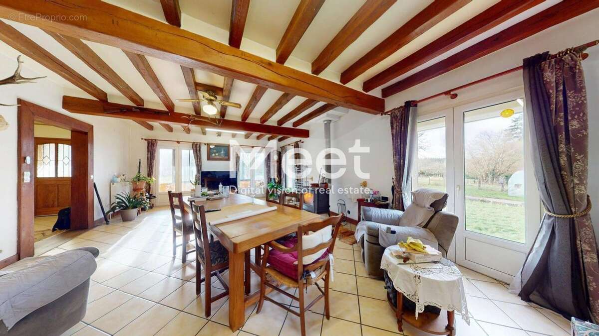Maison à BUSSY-EN-OTHE