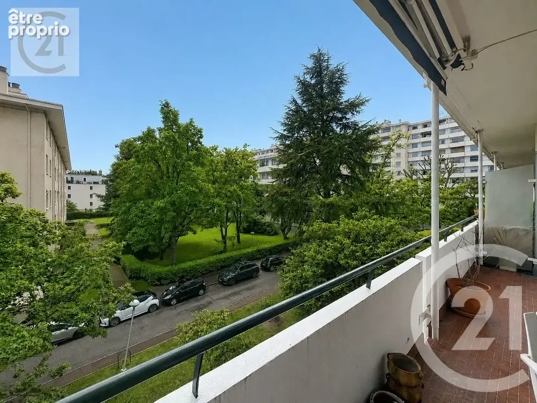 Photo Appartement à Saint-Cloud au prix de 830 000€
