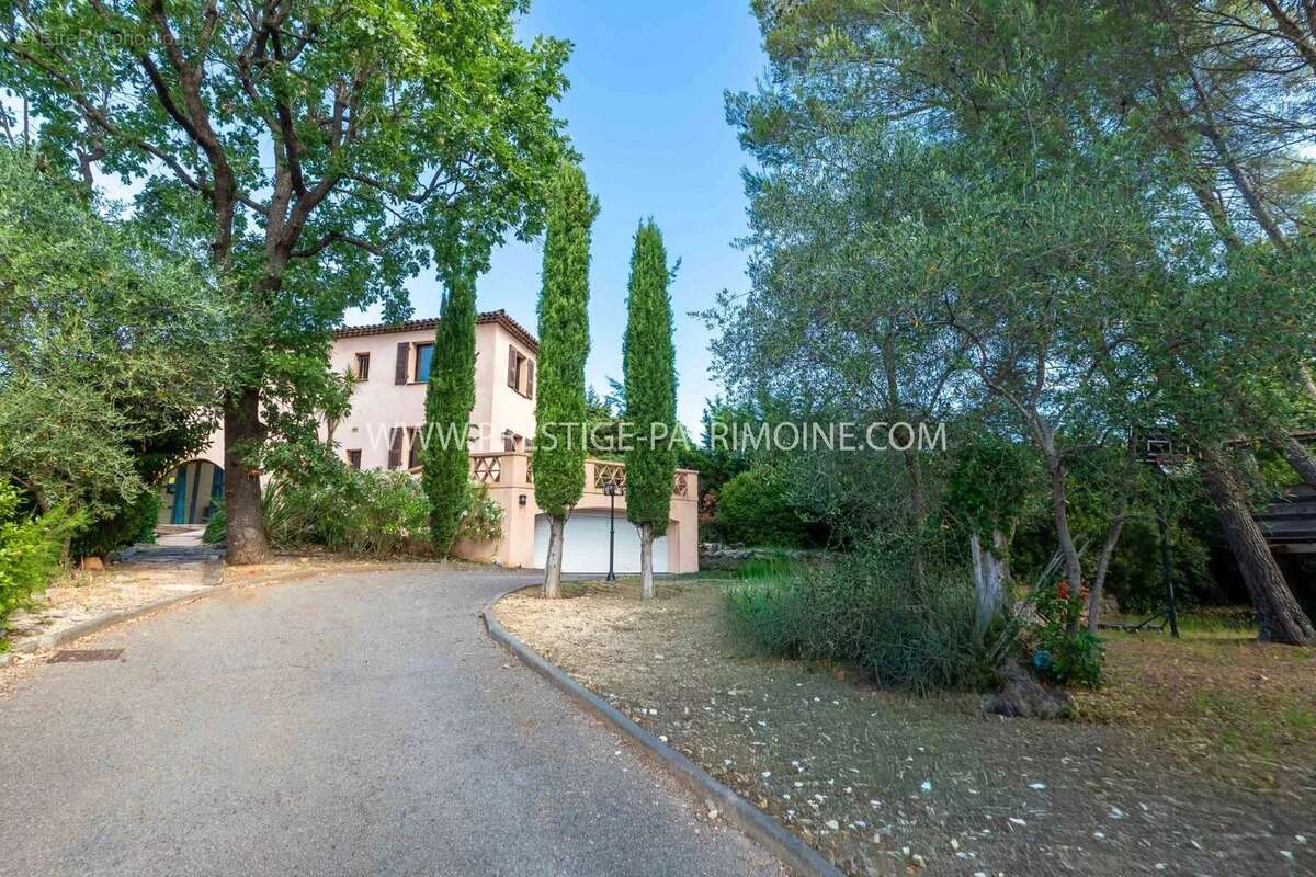 Maison à GRASSE