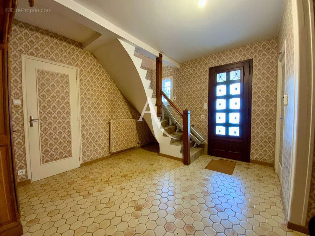 Maison à SAINT-SEVER-DE-SAINTONGE